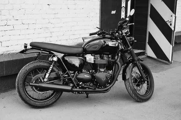 Comment choisir un système de freinage à double disque pour une Triumph Bonneville ?